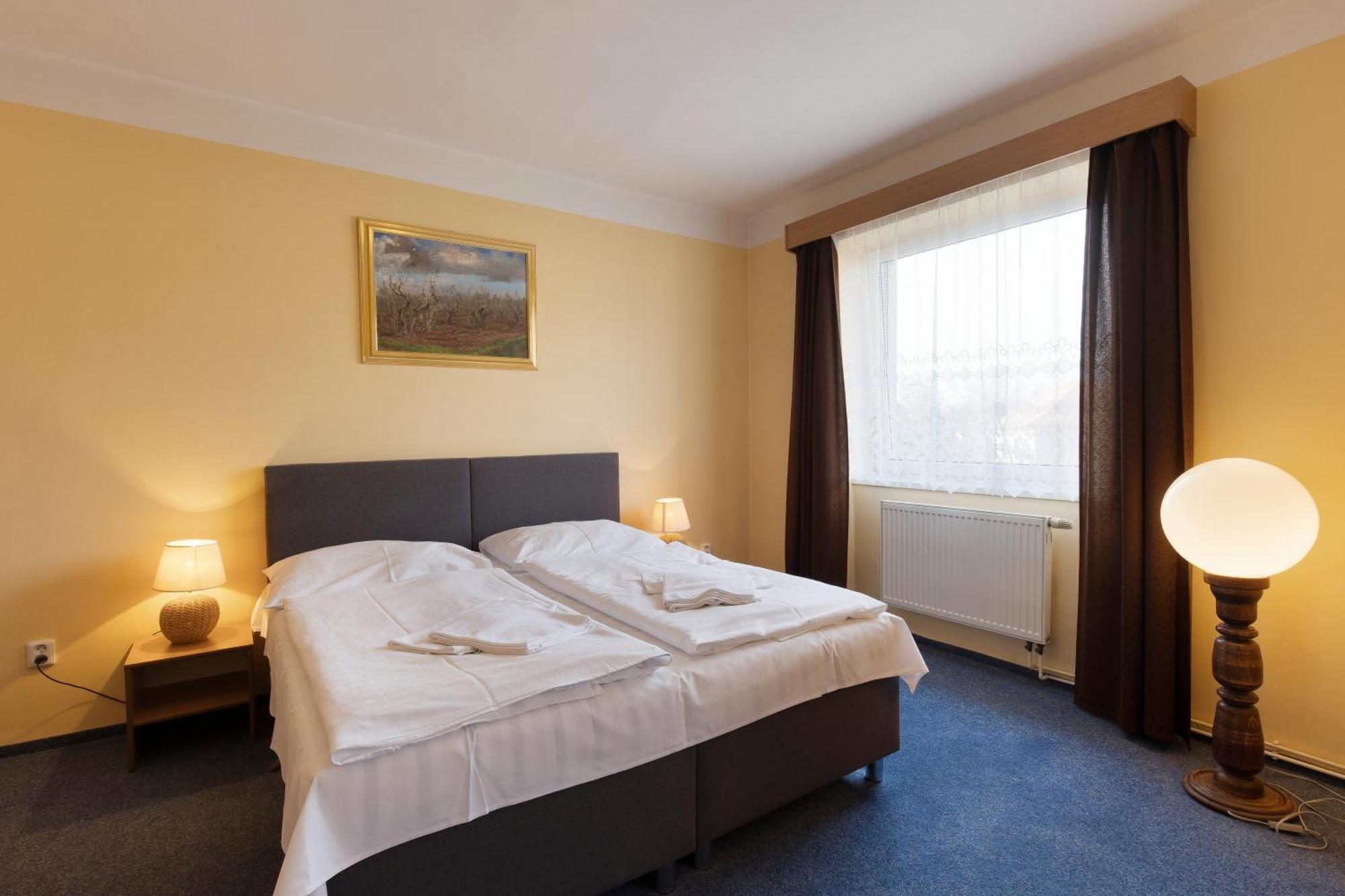 Hotel Belvedere Příbram Eksteriør bilde